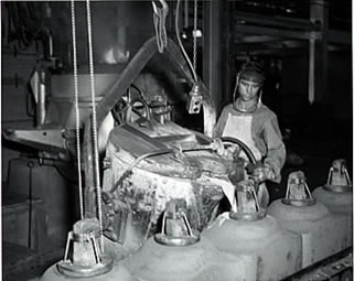 Aluminumn Worker